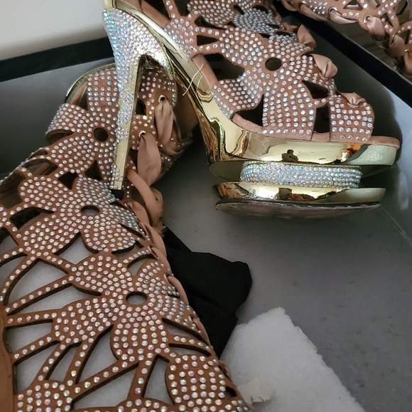 Lace up boots by Pleasers - Picture 6 of 8